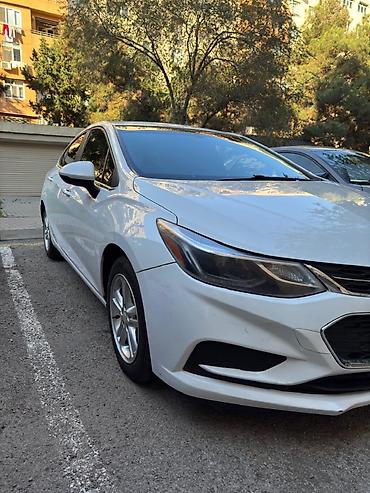 cevrolet cruz: Chevrolet Cruze: 1.4 l | 2017 il 190000 km Sedan — 3