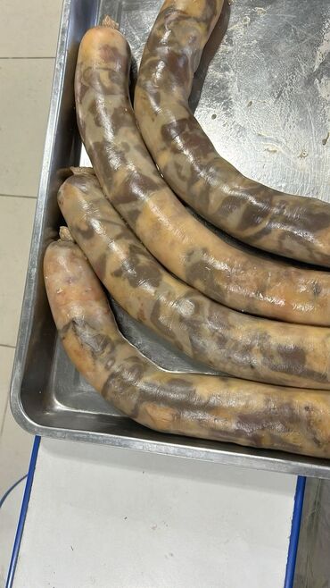 Готовые блюда, кулинария: Казы конская колбаса состав: мясо чеснок перец соль без консервантов