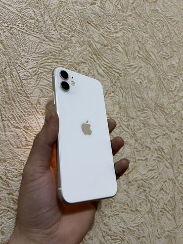 Apple iPhone: IPhone 11, 128 GB, Ağ, Face ID