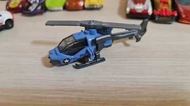 Oyuncaqlar: Hot Wheels mashonkalar satilir, hamisi originaldi. Biri 4 manatdir — 23