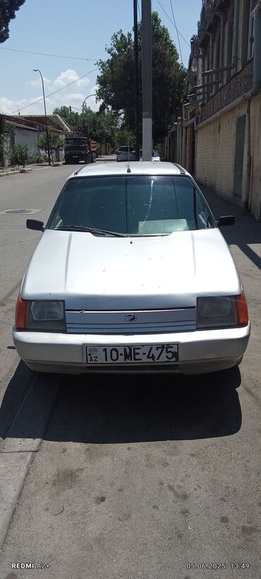bmv maşın: ZAZ 1103 Slavuta: 1.2 l | 2004 il 4379773 km Sedan