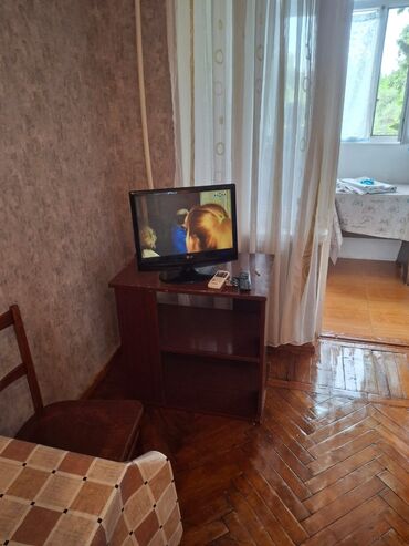 sumqayıt evlər: Nefçilerde 5/3 mertebesinde 1 otaqli ev 400 azn_0514857446_