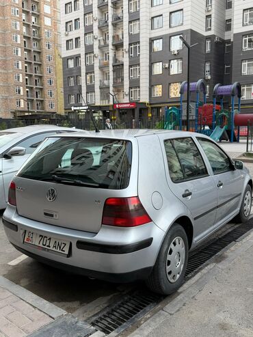кондиционер гольф 3: Volkswagen Golf: 2003 г., 1.6 л, Автомат, Бензин