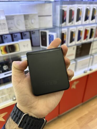 Samsung: Samsung Galaxy Z Flip 3, 256 GB, rəng - Qara, Zəmanət -da lalafo.az — 6 Samsung: Samsung Galaxy Z Flip 3, 256 GB, rəng - Qara, Zəmanət — 6