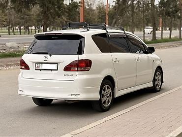 Toyota: Toyota Ipsum: 2002 г., 2.4 л, Автомат, Бензин, Минивэн — 7