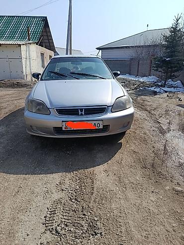 passat variant: Honda Civic: 2000 г., 1.6 л, Автомат, Бензин, Седан — 4