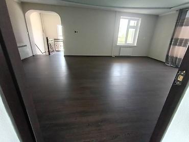 Продажа коттеджей и домов: Продаётся жилой дом с участком. Двухэтажный дом: - Балкон на втором — 11