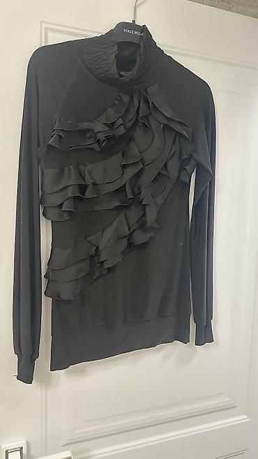 Брючные костюмы: Женская одежда, покупала в Дубаи/Италии, размер s/m, l до 44. Цены от at lalafo.kg — 13 Брючные костюмы: Женская одежда, покупала в Дубаи/Италии, размер s/m, l до 44. Цены от — 13