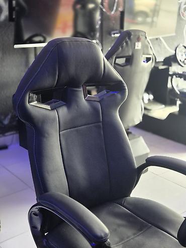 xbox logitech g920: Satılır Logitech G29 tam oyun dəsti. Dəstə daxildir: - Logitech G29 — 7
