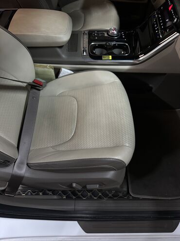 Kia: Kia Carnival: 2022 г., 3.5 л, Автомат, Бензин, Лимузин — 7