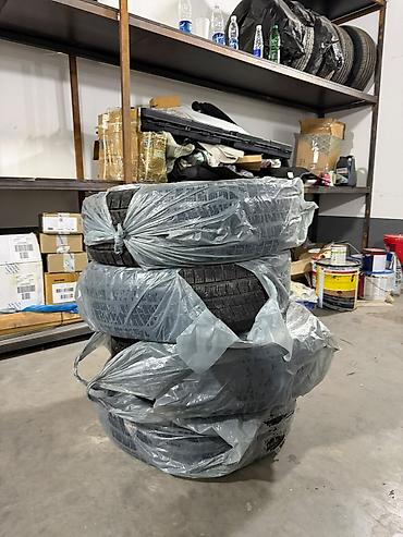 r18 mersedes: Шины 225 / 60 / R 17, Зима, Новый, Комплект, Легковые, Япония, Bridgestone — 1