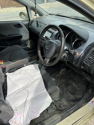 авто маркер: Honda Fit: 2002 г., 1.3 л, Вариатор, Бензин, Хэтчбэк — 7