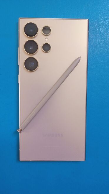 нерабочие телефоны: Смартфон Samsung Galaxy S24 Ultra в бежевом цвете оснащен продвинутой