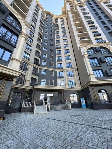 дешевые квартиры в оше: 2 комнаты, 65 м², Элитка, 13 этаж, Дизайнерский ремонт