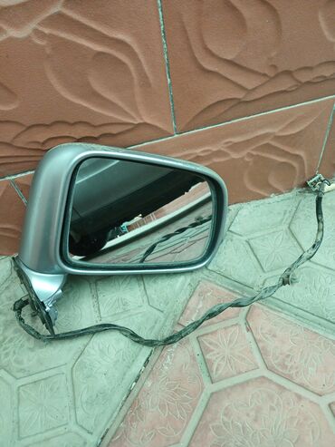 зеркало скутера: Боковое правое Зеркало Honda 1999 г., Б/у, цвет - Серебристый, Оригинал