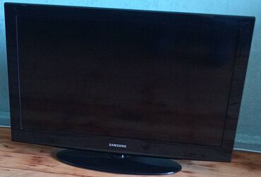 grundig televizor: İşlənmiş Televizor Samsung 82"