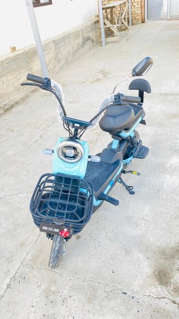 Мотоциклдер жана мопеддер: Скутер Колдонулган