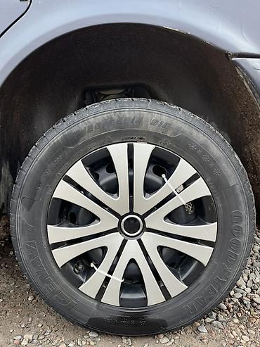 Audi: Audi 100: 1991 г., 2.3 л, Механика, Бензин, Седан — 10