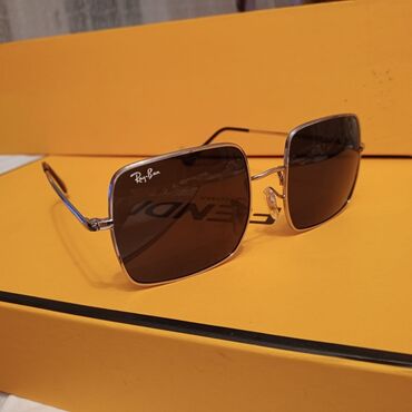Eynəklər: Gün eynəyi, Ray-Ban, Yeni
