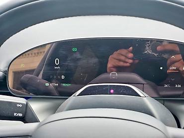 ağıllı dinamik: ZEEKR 001 – tam elektrikli fastbek kupe. Zərif qara rəngli kuzov — 8