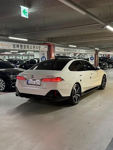 mini kooper: BMW 5 series: 2025 г., 2 л, Автомат, Бензин, Седан — 5