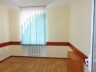 Аренда офисов: Сдаётся коммерческое помещение (первая линия) на первом этаже с — 9