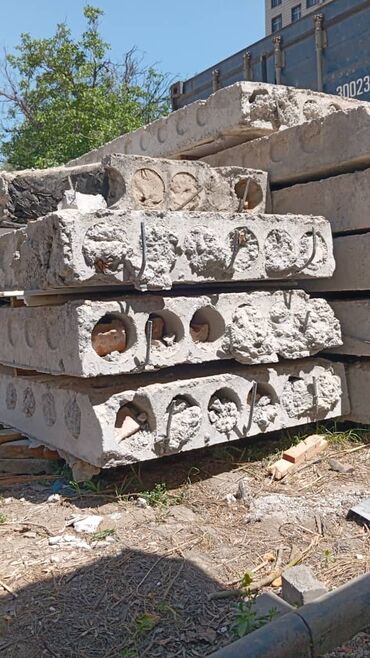 Пустотные плиты перекрытия: Плиты перекрытия. ребристые плиты, фска, бетонные колонны и фермы — 5