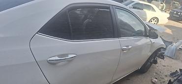 nev holand: Toyota Corolla: 1.6 l | 2004 il Sedan — 5