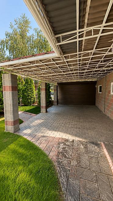 Продажа коттеджей и домов: 6 комнат и более, 300 м², 10 соток, Бишкек, Орто-Сай с. Агентство недвижимости — 21