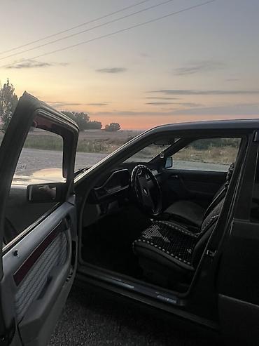 porter 4x4: Mercedes-Benz E-Class: 1992 г., 2.3 л, Седан — 3