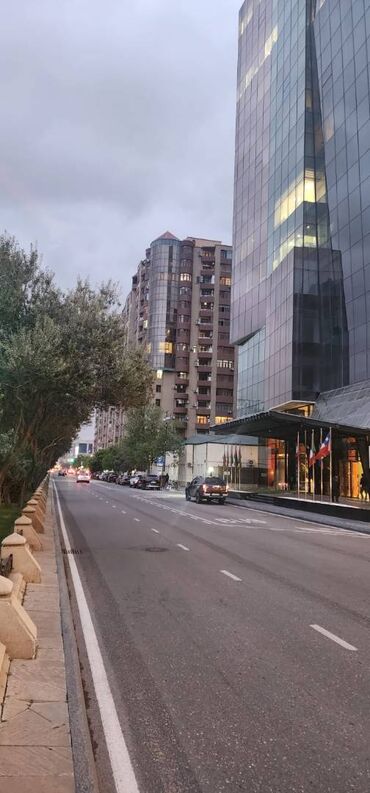 Долгосрочная аренда квартир: Sah ismayil xetai metrosunun duz yaninda, Yeni tikili 18 mertebeli
