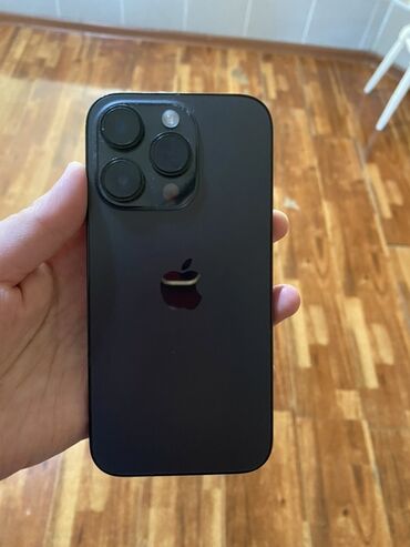техно пова: IPhone 14 Pro, Черный