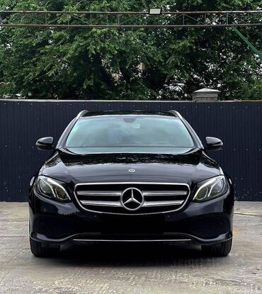 мерседес 210 салон: Mercedes-Benz E 220 d T-Modell (универсал), черный цвет кузова