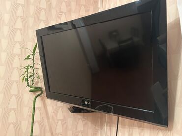 lg monitor: Телевизор LG 82"