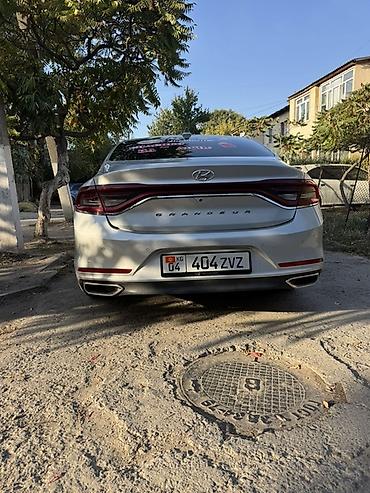mazda demi: Hyundai Grandeur: 2018 г., 3 л, Автомат, Бензин, Седан — 4