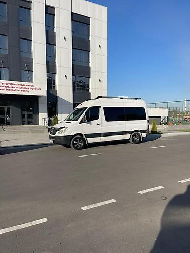 подъемник на спринтер: Mercedes-Benz Спринтер: 2010 г., 2.2 л, Автомат, Дизель, Бус — 4