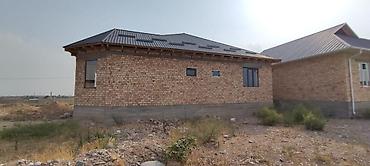 Продажа коттеджей и домов: Уй сатылат!!! Адрес Шамалды-Сай шаары, улица Ажыканов-88. Участок 10 — 19