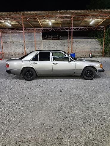 e klass: Mercedes-Benz W124: 1992 г., 2 л, Механика, Бензин, Седан — 3