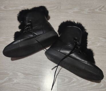 ženske cipele clarks: Ankle boots, 38