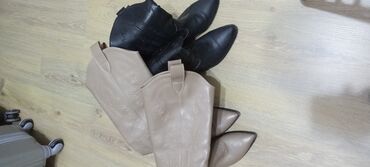 qaqa stili: Qadın kovboy çəkmələri dəsti - Model: Western/Kovboy stili - Rənglər