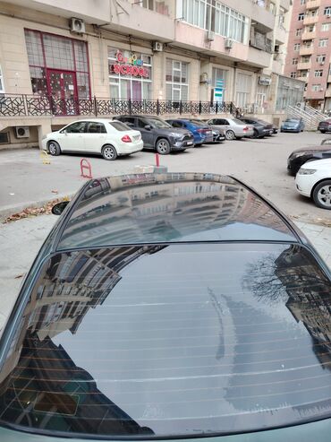 Hyundai: Hyundai Sonata: 2 l | 2001 il Sedan — 12