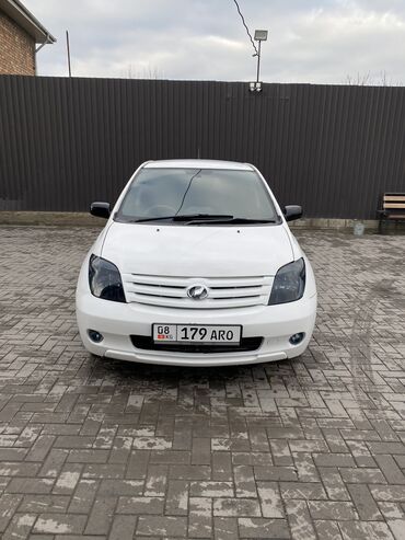 тайота авенс минивен: Toyota ist: 2003 г., 1.3 л, Автомат, Бензин, Хэтчбэк