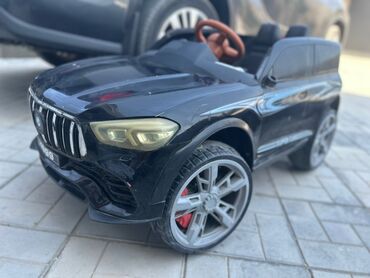 SabinaSultan…. endirim. ushaq avtomodili. yaxsi veziyetde. problemsiz