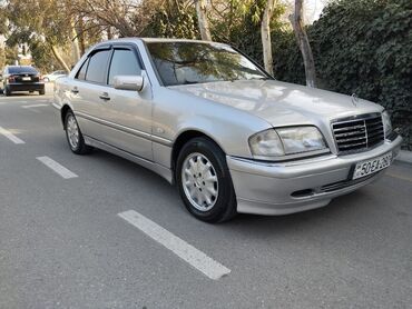 jelatin harda satilir: Mercedes-Benz 200: 2 l | 1999 il Sedan