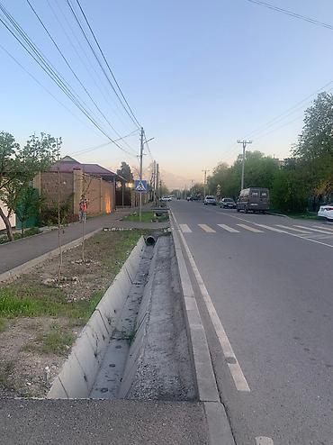 Продажа коттеджей и домов: Продаётся участок с отличным фундаментом в Бишкеке! Продаю участок в — 2