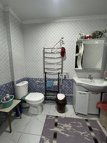 Продажа коттеджей и домов: Продается жилой дом с большим земельным участком и хозяйственным — 12