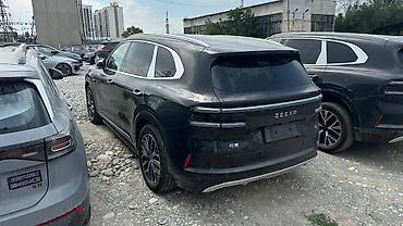 byd e6: Zeekr 8X: 2 л | 2026 г. Внедорожник — 2