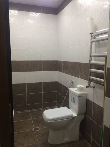 Uzunmüddətli kirayə mənzillər: Nərimanov metrosuna yaxin 14 mertebeli binanın 7-ci mərtəbəsində — 9