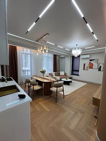 Продажа квартир: 3 комнаты, 80 м², 10 этаж — 9