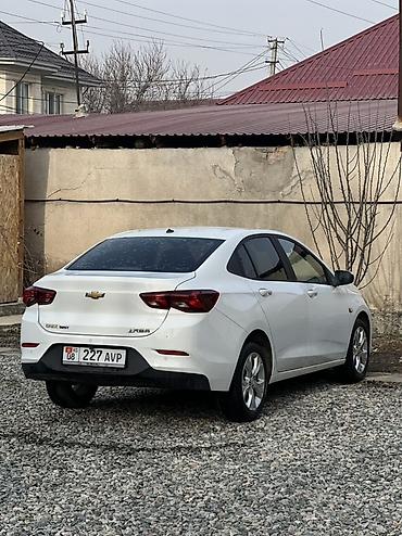 Chevrolet: Chevrolet Spark: 2020 г., 1 л, Автомат, Бензин, Седан — 4